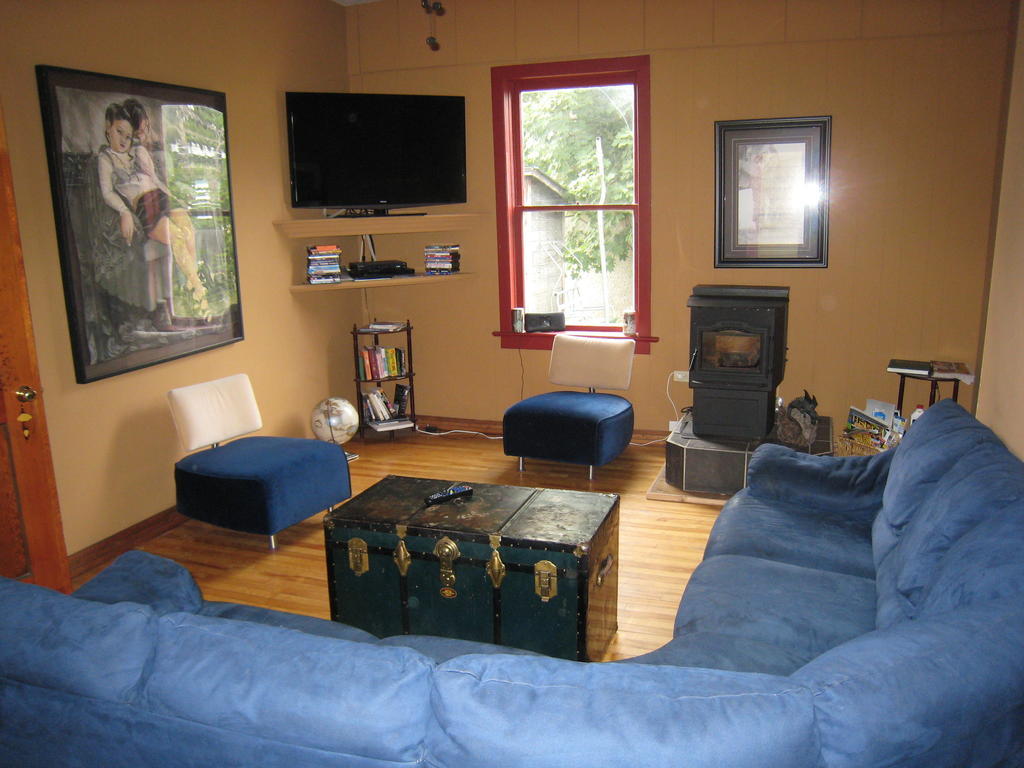 Poppi'S Guesthouse Revelstoke Exterior photo